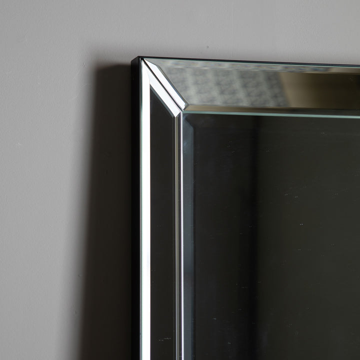 Luna Leaner Mirror