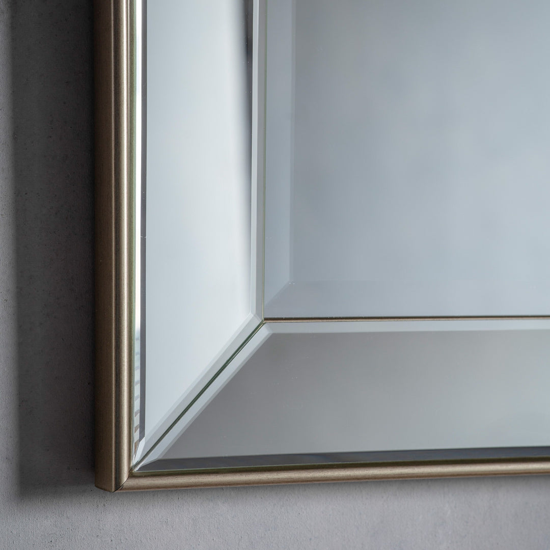 Baskin Mirror