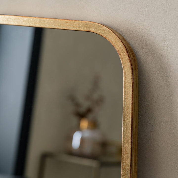 Kurva Leaner Mirror