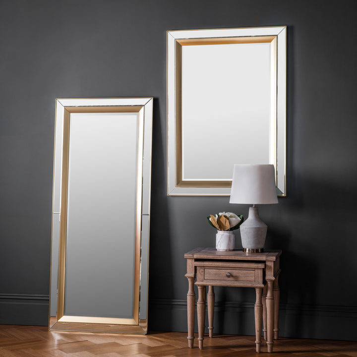 Phantom Leaner Mirror