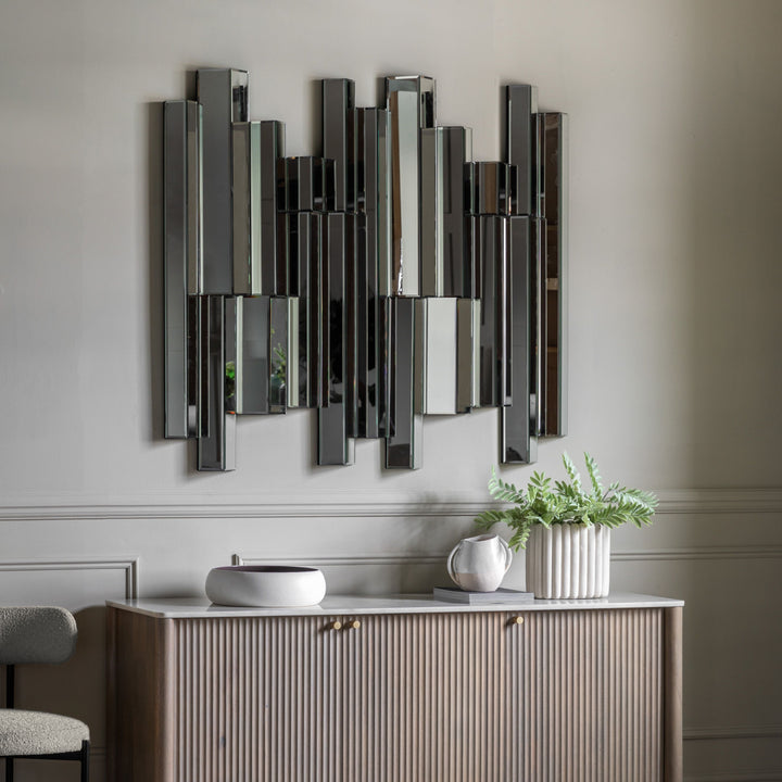 Almada Mirror