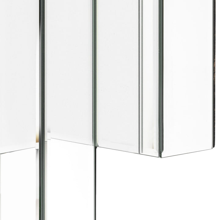 Almada Mirror
