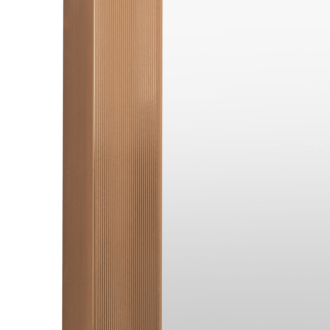Wallace Leaner Mirror