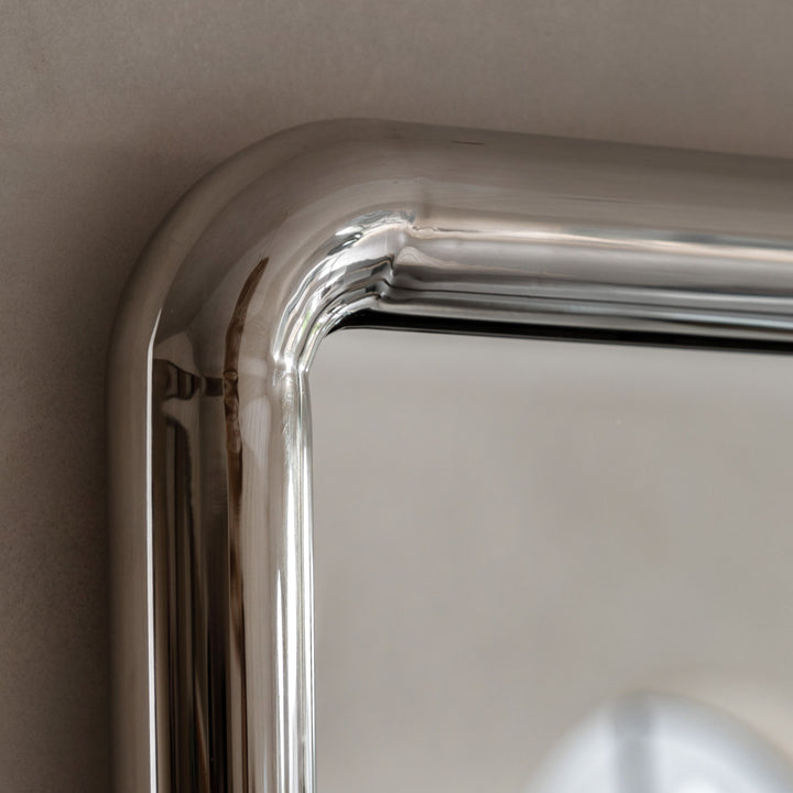 Specchio Mirror