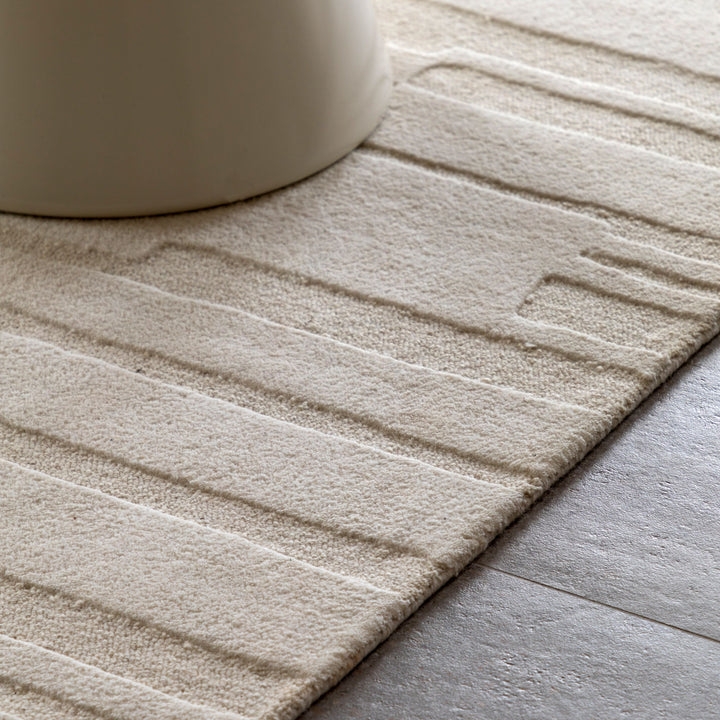 Albany Tufted Tonal Rug Taupe - TheArtistsQuarter