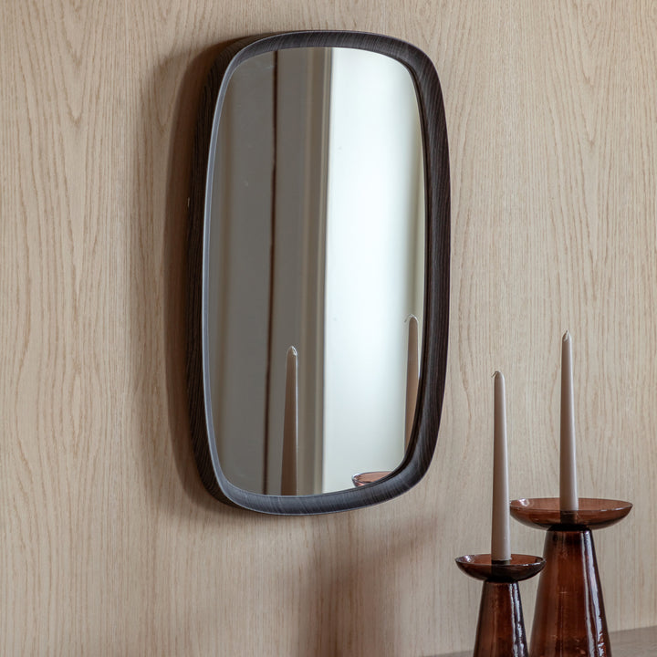 Bryce Capsule (Small) Mirror Black - TheArtistsQuarter