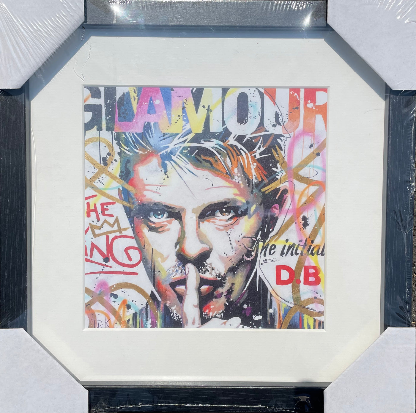 Glamour David Bowie *PUBLISHERS SAMPLE* - TheArtistsQuarter