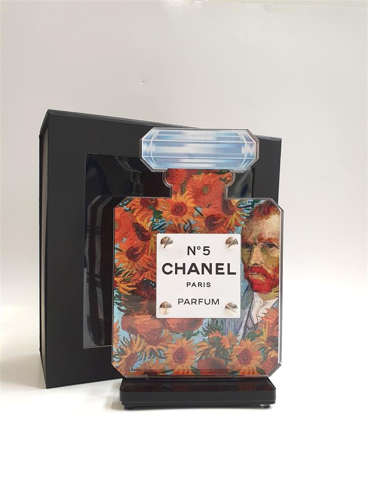 Eau de No.5 Van Gogh by Michael Daniels (Limited Edition) - TheArtistsQuarter