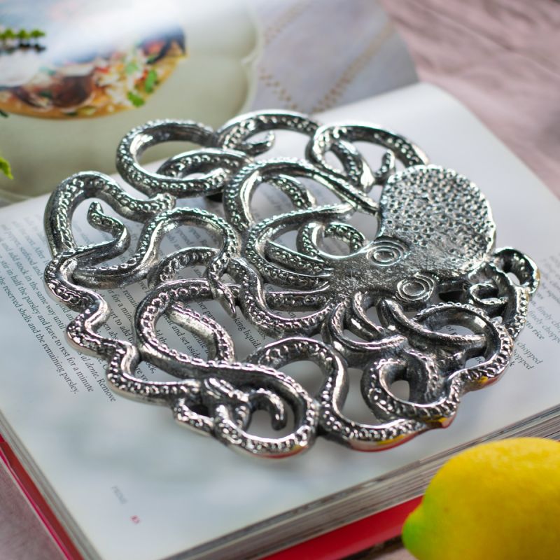 Culinary Concepts London. Octopus Trivet - TheArtistsQuarter