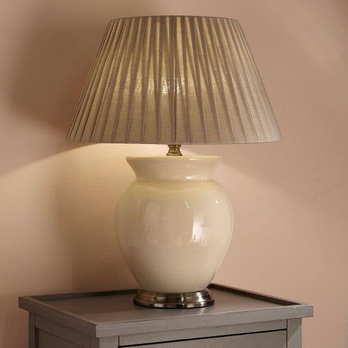 Hadley Cream Ceramic Table Lamp - TheArtistsQuarter