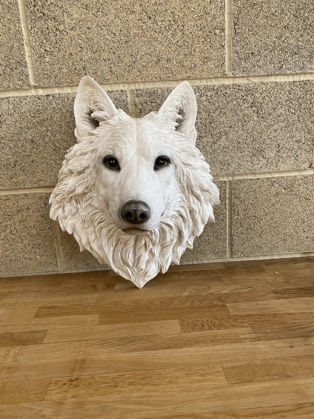 White Wolf Head - TheArtistsQuarter